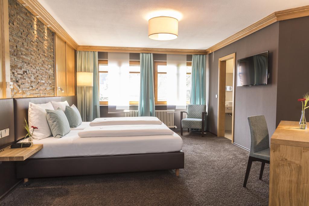 Hotel & Restaurant Becher Donzdorf Экстерьер фото